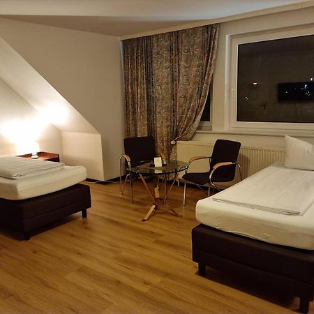 Erbenholz Hotel Laatzen ภายนอก รูปภาพ